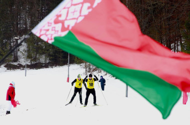 Фото: Яркие эмоции и спортивный азарт. Областные соревнования «Принеманская лыжня-2024» прошли в Новогрудском районе