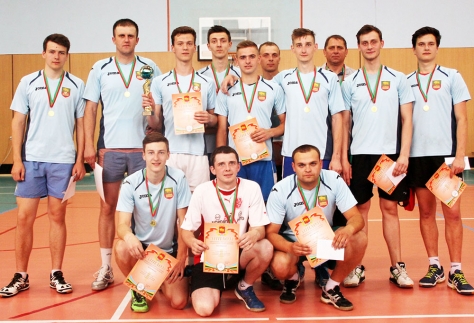 Волейболисты  снова первые