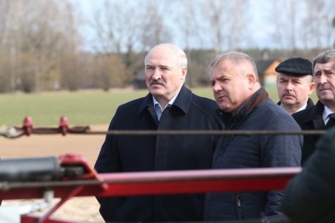 Президент Беларуси Александр Лукашенко совершает сегодня рабочую поездку в Гродненскую область