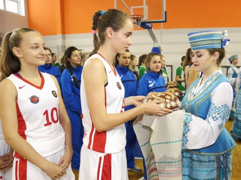 Международный турнир по баскетболу памяти Александра Дубко стартовал в Гродно