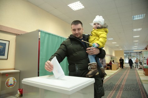 Выборы депутатов местных Советов проходят сегодня в Беларуси. На Гродненщине - 675 участков для голосования