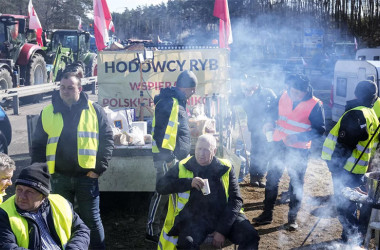 Фото: В Польше протестующие фермеры заблокировали выезды из Варшавы