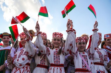 Фото: Прими участие в творческом конкурсе эссе «Белорусы сильны единством»