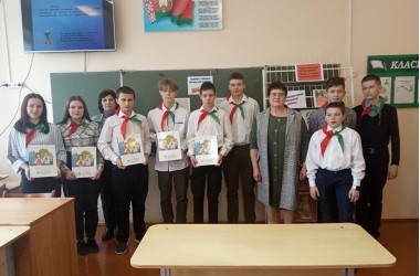 Фото: В Новодворской средней школе прошло мероприятие, приуроченное ко Дню юного героя-антифашиста