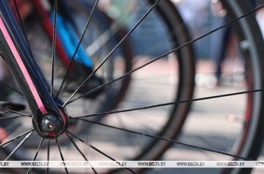 Фото: Велосипедистам - особое внимание. Акция "Движение по правилам!" проходит в Беларуси