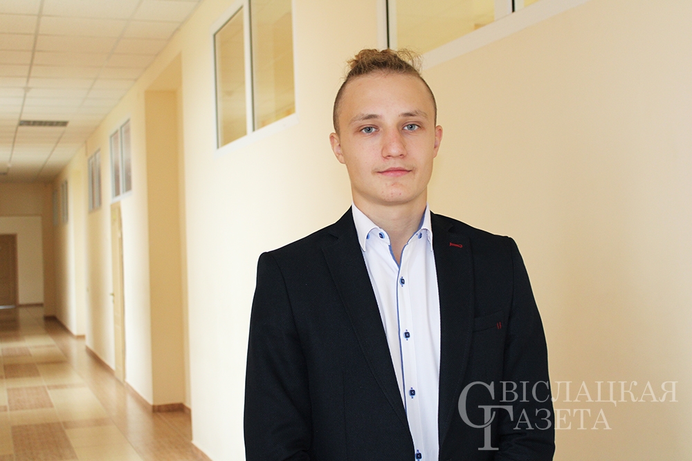 Даниил ГУШТЫН.jpg