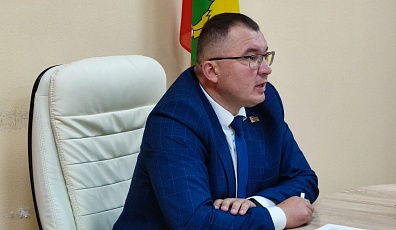 Фото: На планерке у председателя райисполкома: «Сев озимых зерновых, строительство профилакториев, наведение порядка»