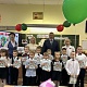 Фото: Подарки от члена Совета Республики Елены Стальбовской свислочским школьникам